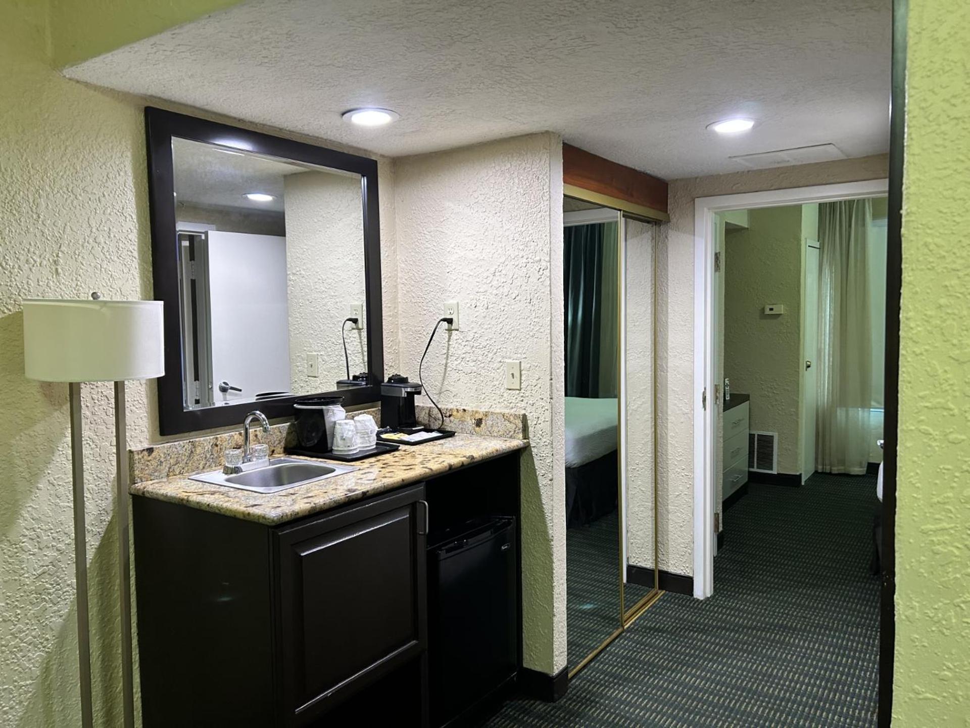 Surestay Plus Hotel By Best Western 베로 비치 외부 사진